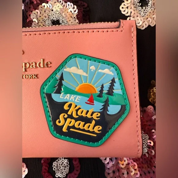 *SOLD* Kate Spade Day Tripper Small Slim Bifold Wallet - Picture 4 of 14